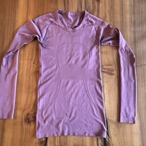 Lululemon Swiftly Tech long sleeve Sz4